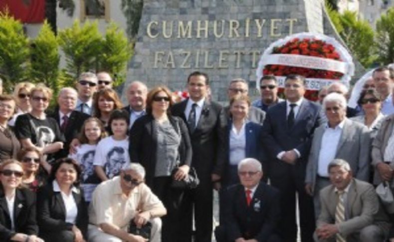 Bornova Belediye Başkanı Olgun Atila’dan   19 Mayıs’a buruk kutlama